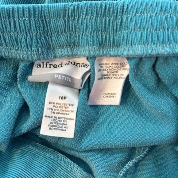 Alfred Dunner Teal and Navy 2 pair pull on corduroy Pants slacks trousers 16P - Picture 8 of 14